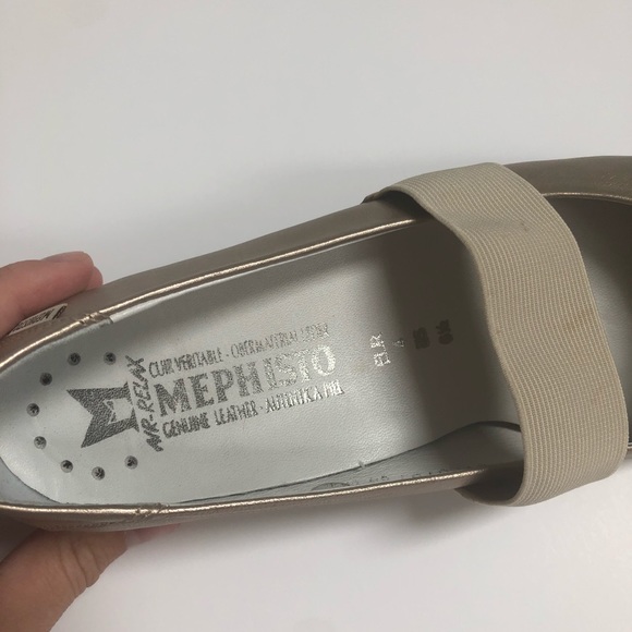 Rose Gold Mephisto Mary Jane Ballet Flats SIZE 6.5 - Picture 6 of 7